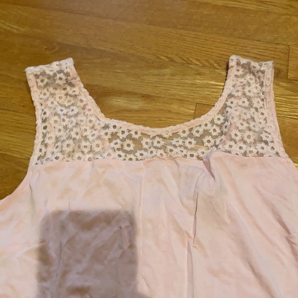 Smart Set Pink Crop Top with mesh floral back - Picture 2 of 4